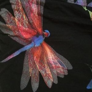 Stunning dragonfly leggings